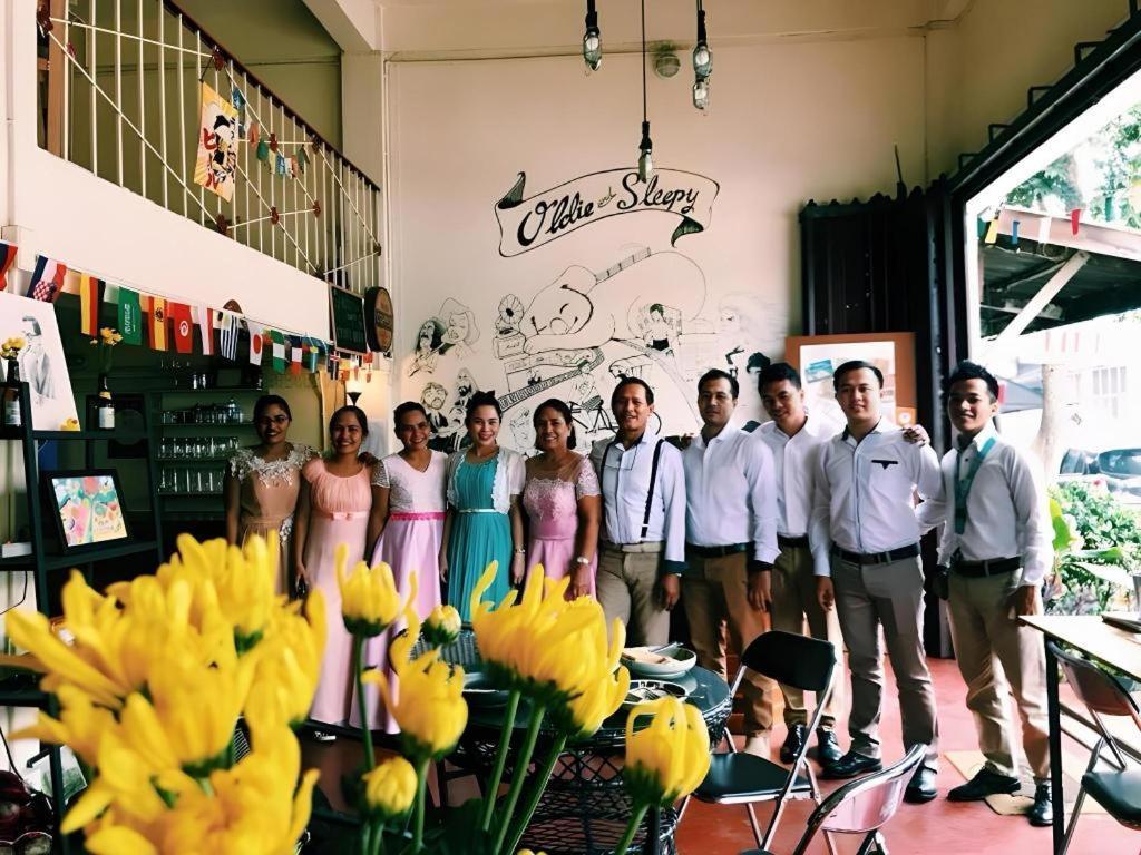 Oldie And Sleepy Hostel Udon Thani Exterior photo